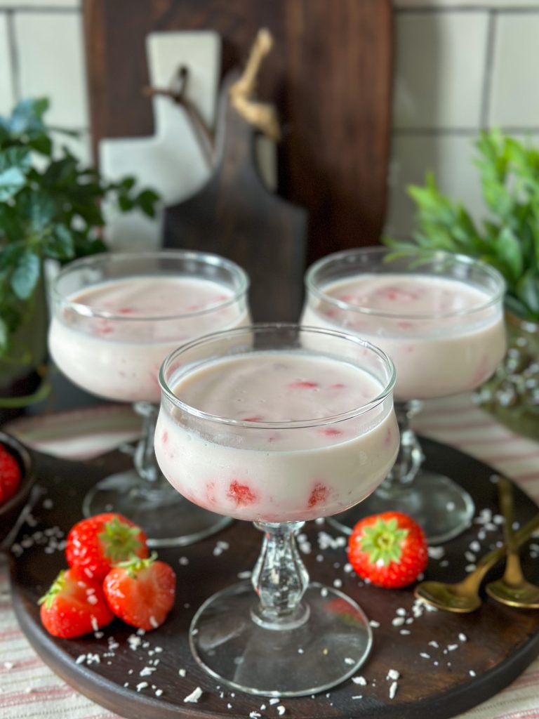 panna cotta met aardbeien