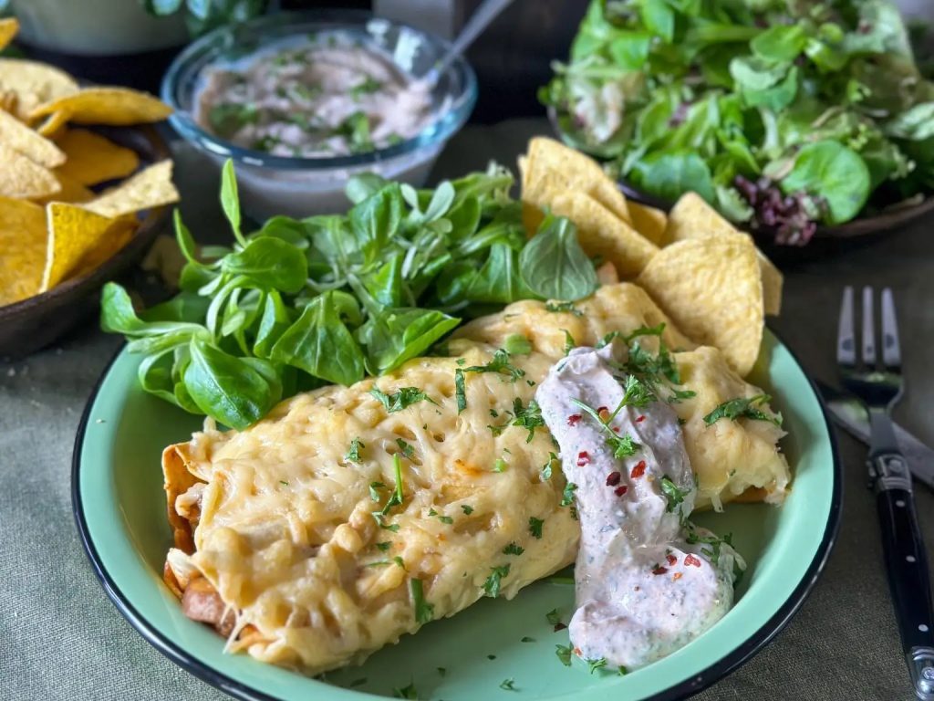 wraps met kruidig gehakt uit de oven - recept uit familie over de kook weekmenu