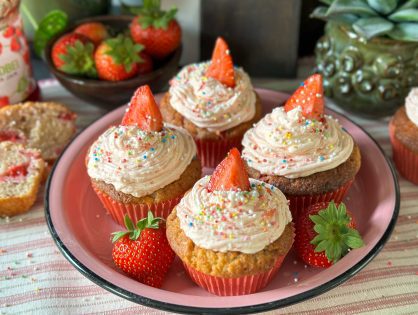 Aardbeien cupcakes met Monchou topping