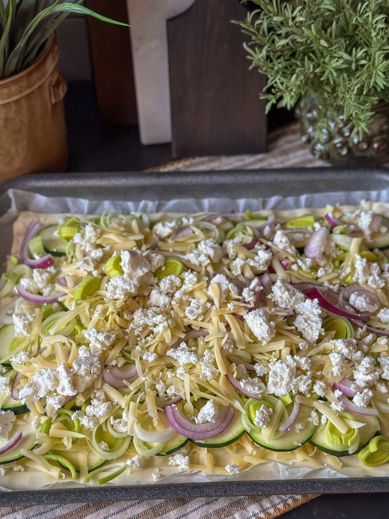 plaattaart met courgette en feta 