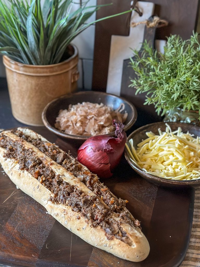 gevuld stokbrood met stoofvlees 