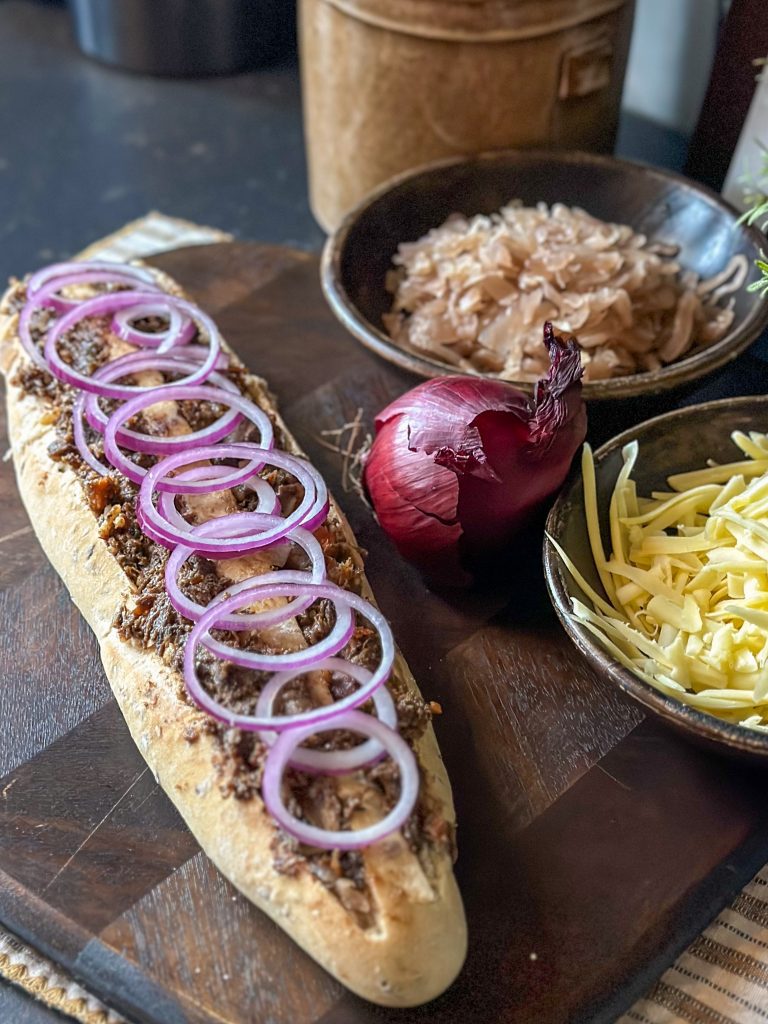 borrelbrood met stoofvlees 