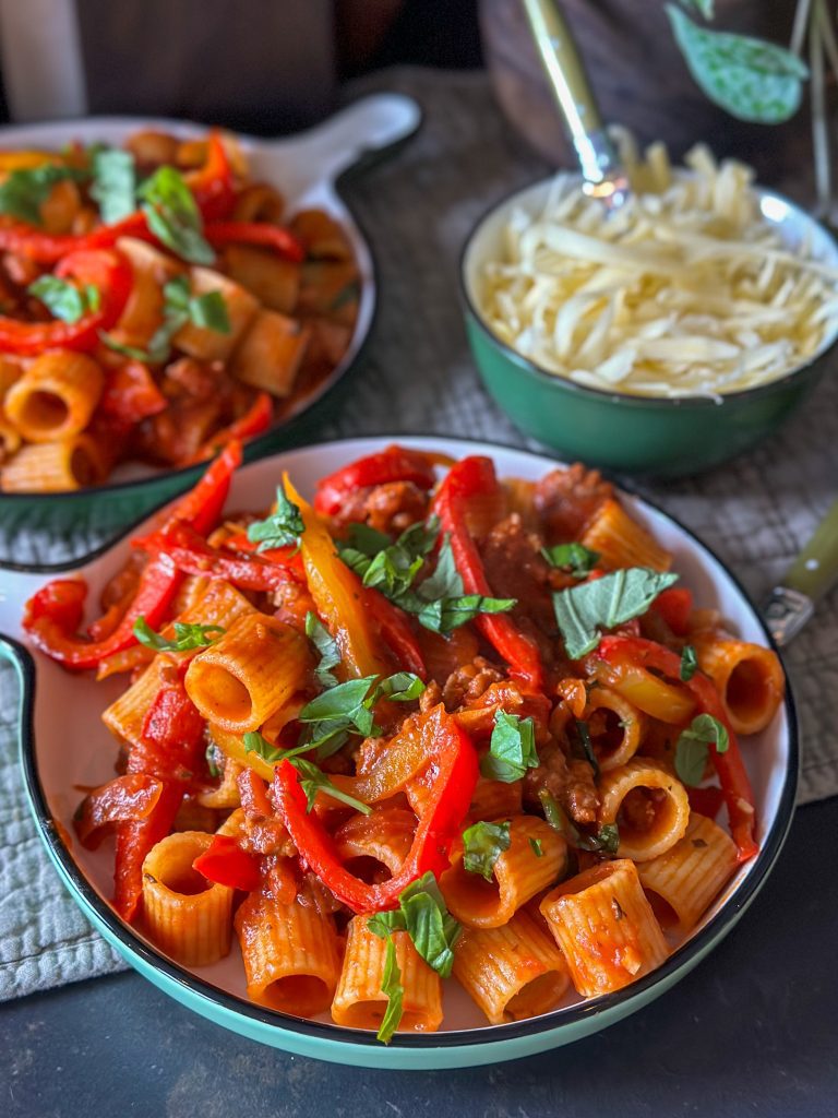 pasta met paprika en gehakt