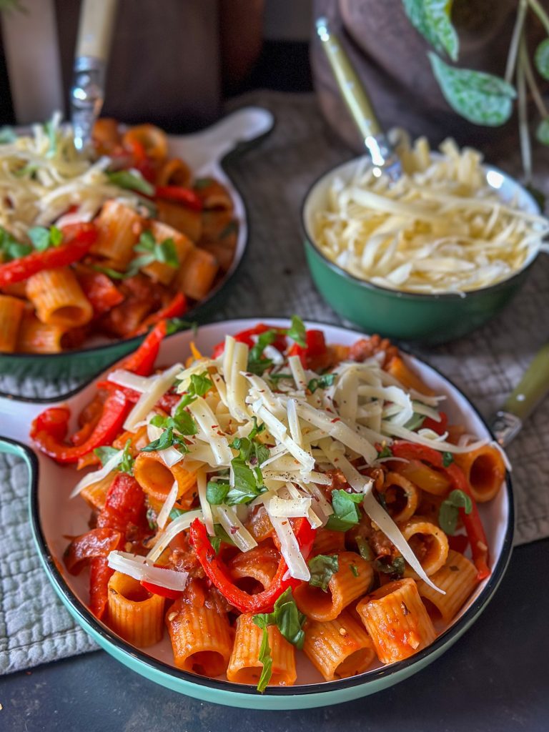 pasta met paprika en gehakt