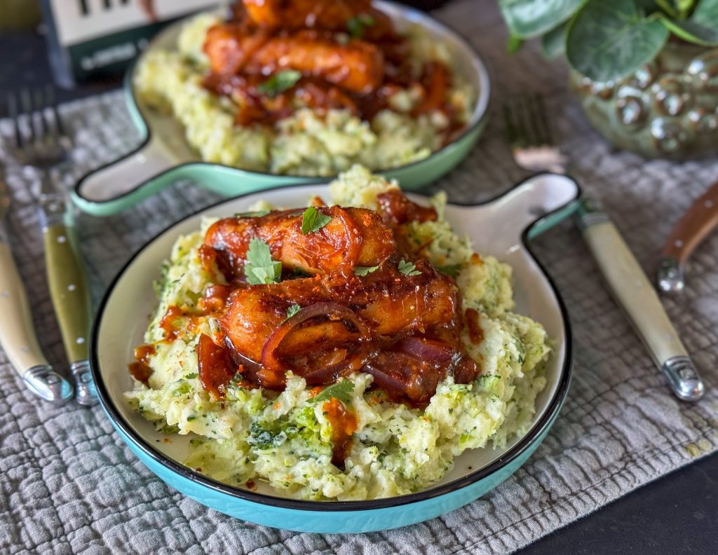 broccoli stamppot met pittige worstjes