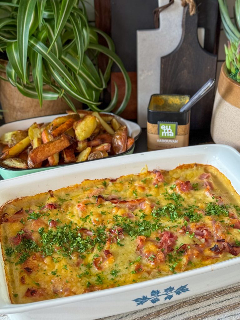 witte asperges in bechamelsaus met ham en kaas uit de oven