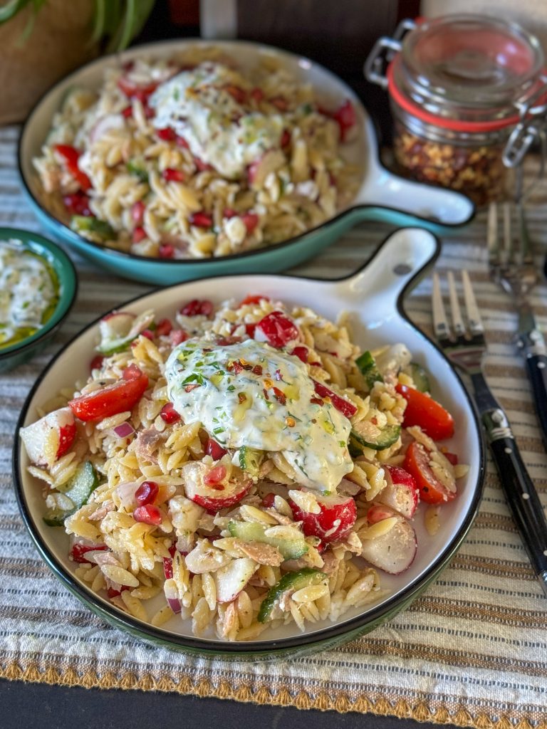 Makkelijke orzo salade met tonijn en feta