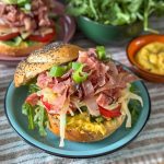 broodje gebakken ham met kerriemayonaise