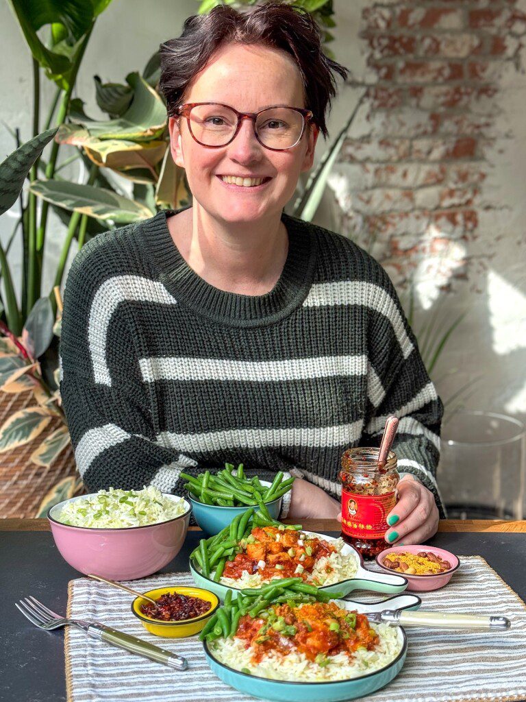 Cripsy chili olie kipstoof