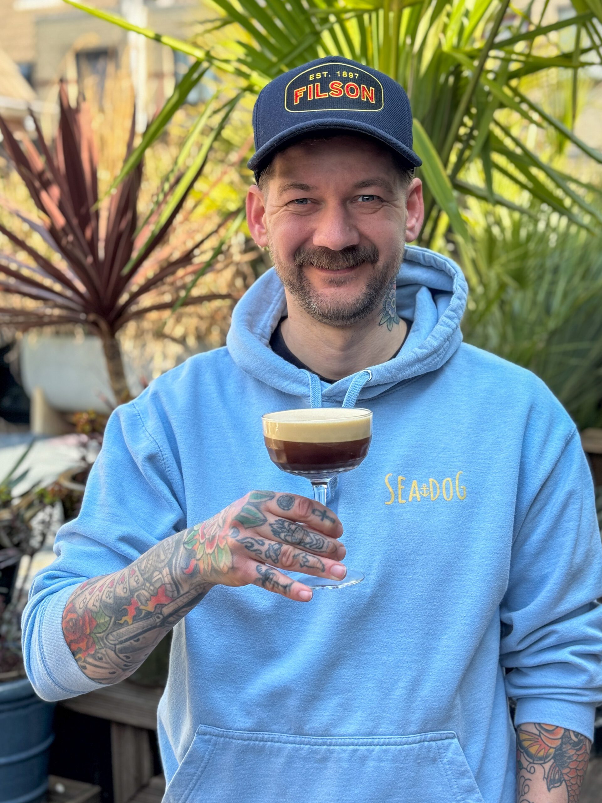 Espresso Martini recept – zelfgemaakte cocktail met schuimlaag en koffieboontjes