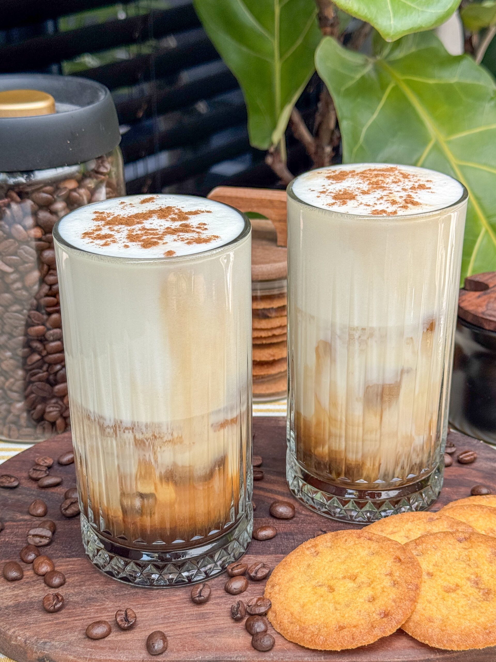 Ijskoffie recept met karamelsiroop – makkelijk om thuis te maken