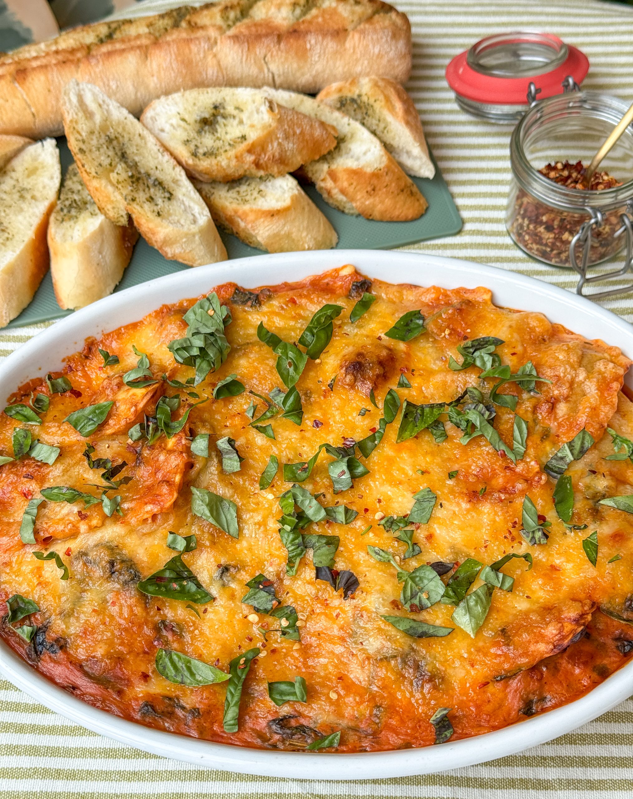 Romige ravioli ovenschotel met spinazie