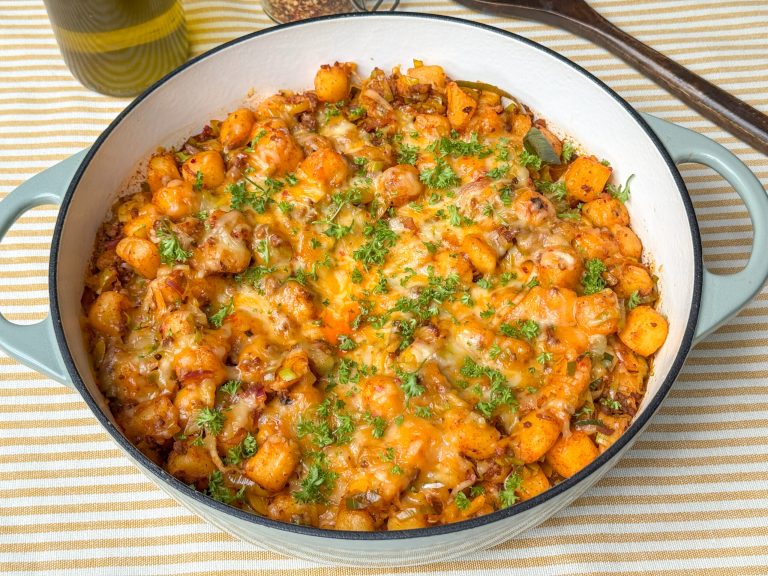 Eenpansmaaltijd met krieltjes en gehakt: lekker snel klaar!