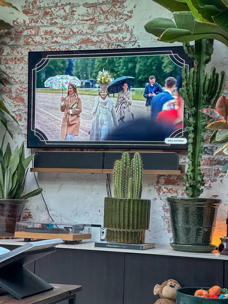 Thuis bij Familie over de kook week 39 - tv-avond met het programma Jong Adel