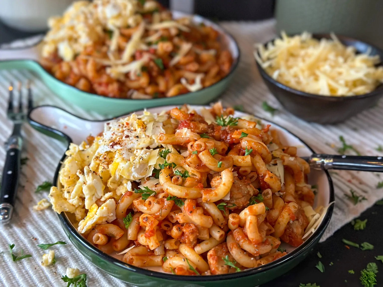 weekmenu 39 met macaroni met verse worst in tomatensaus