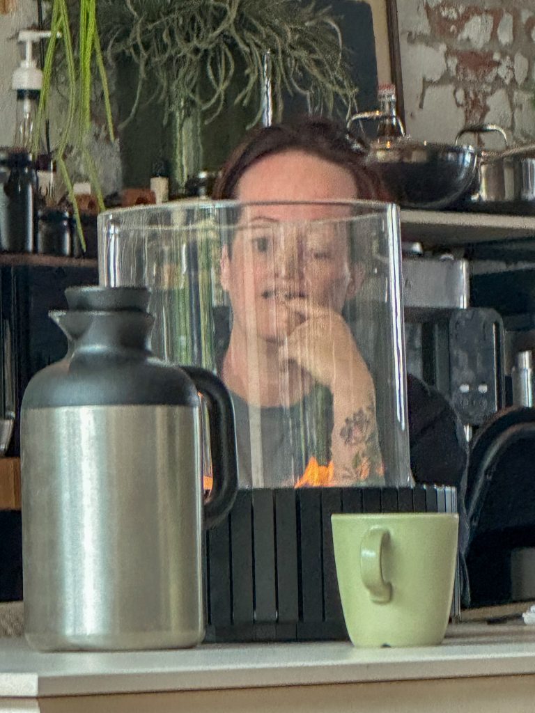 Grappige foto van Marie Louise - Thuis bij Familie over de Kook week 41