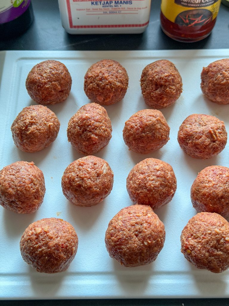 gehaktballetjes rollen