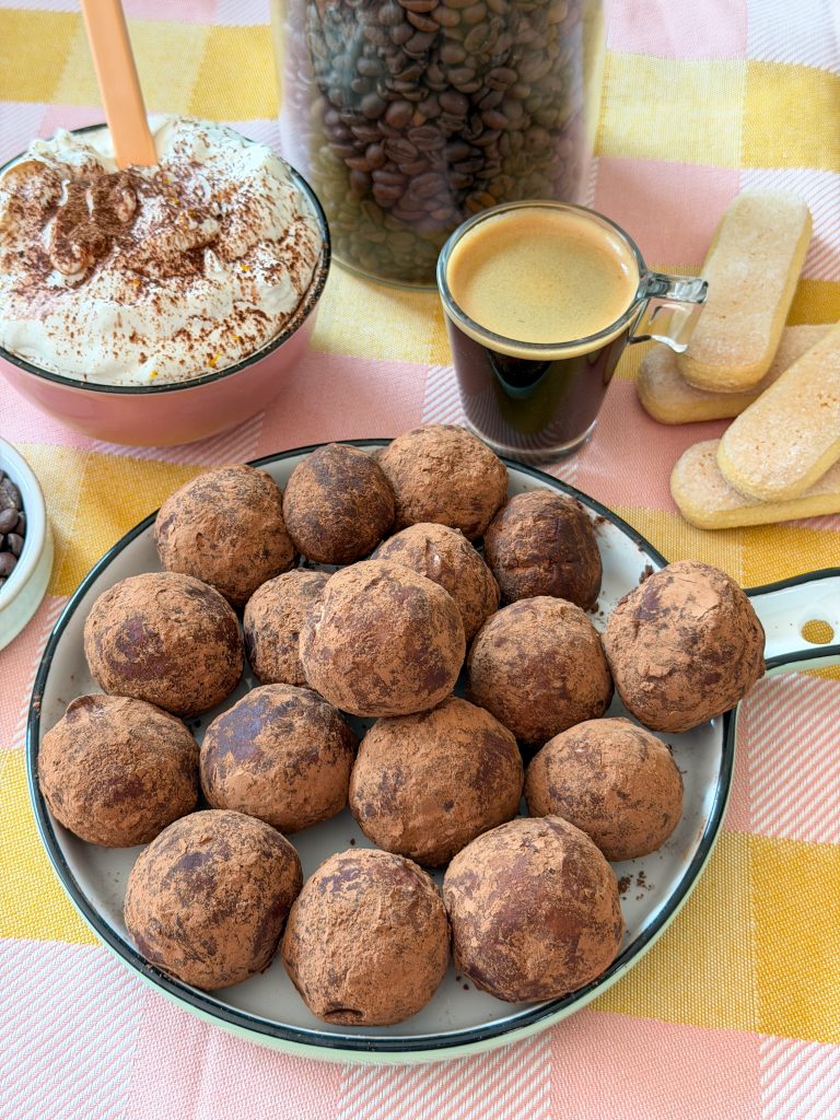 Tiramisu truffels recept met cacaopoeder