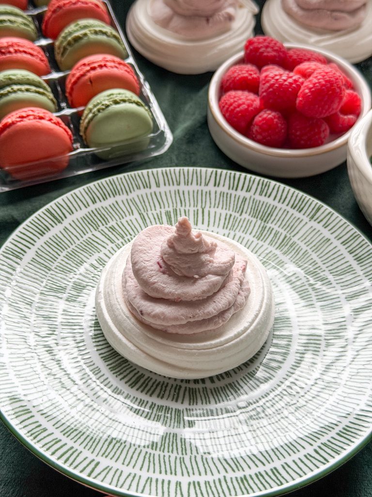 Mini pavlova gevuld met mascarponecrème