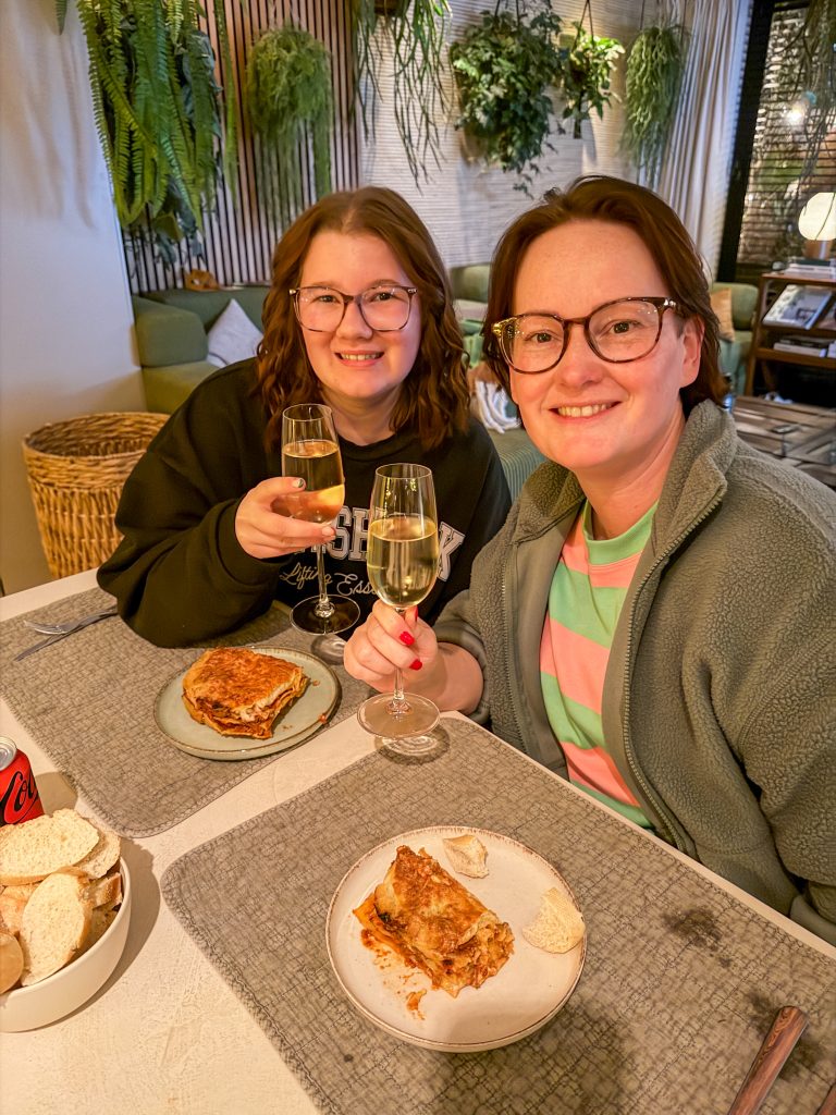 Proosten op verjaardag Beaudine