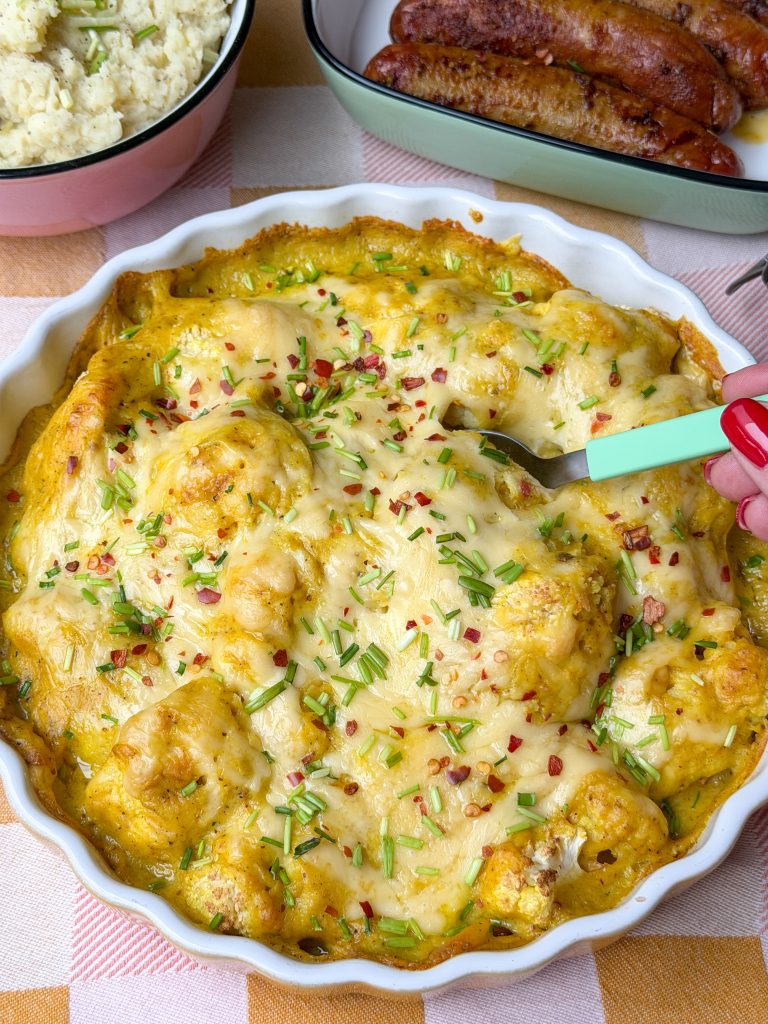 Bloemkool ovenschotel met bechamelsaus en gesmolten kaas