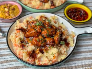 Hutspot met hete kip in kruidige saus, recept uit weekmenu 5