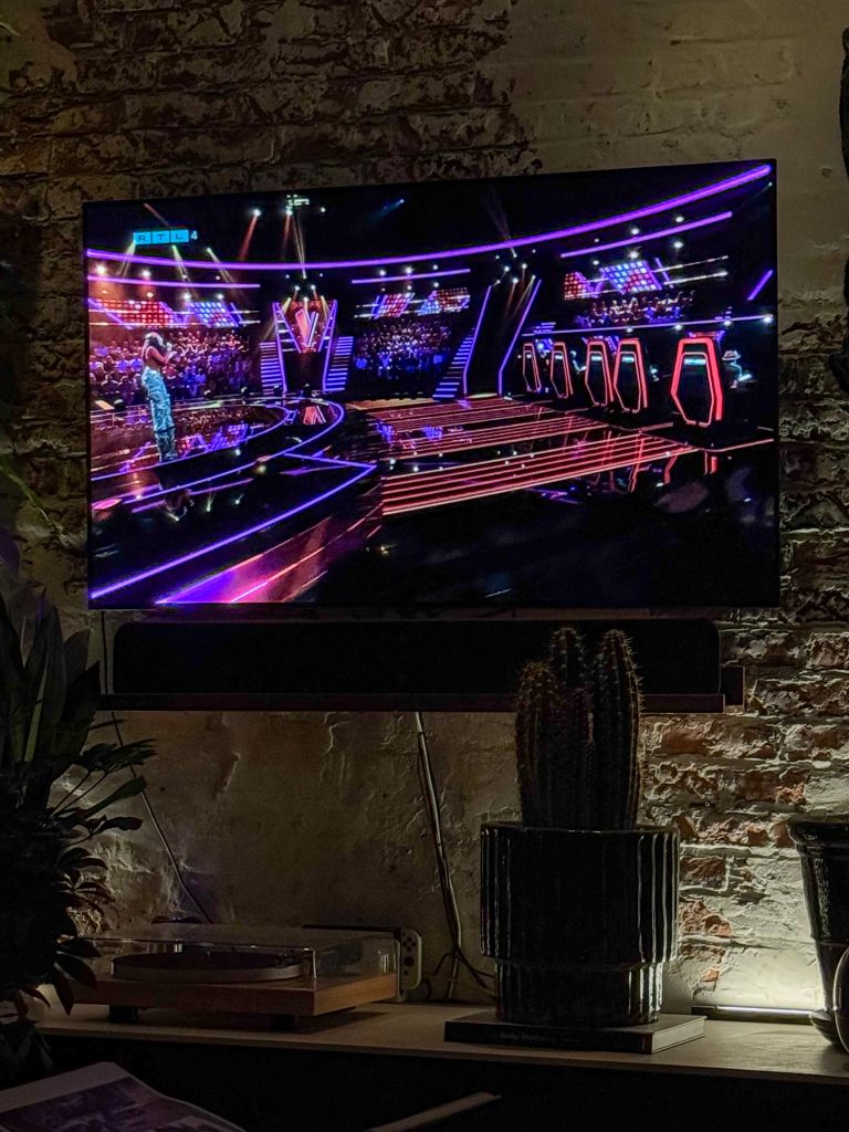 The voice of holland kijken op de tv