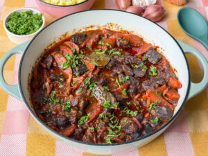 Boeuf bourguignon in stoofpan, makkelijk recept