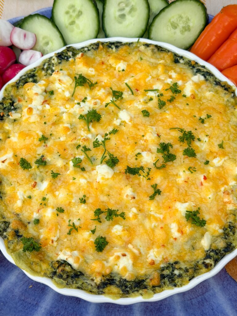 romige dip met spinazie en feta