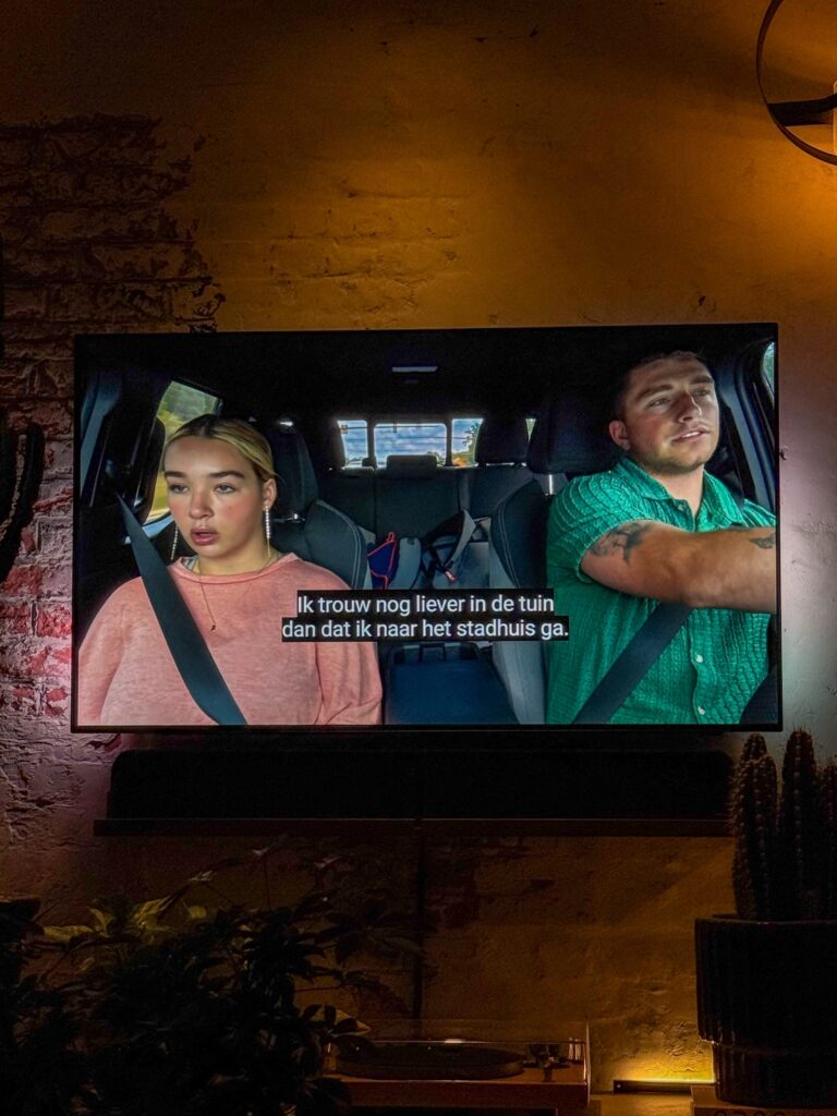 baylen out loud op de tv