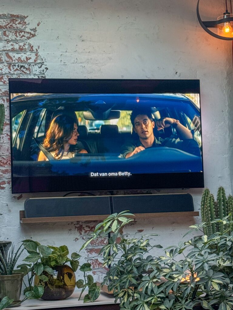 de film people we meet on vacation op tv