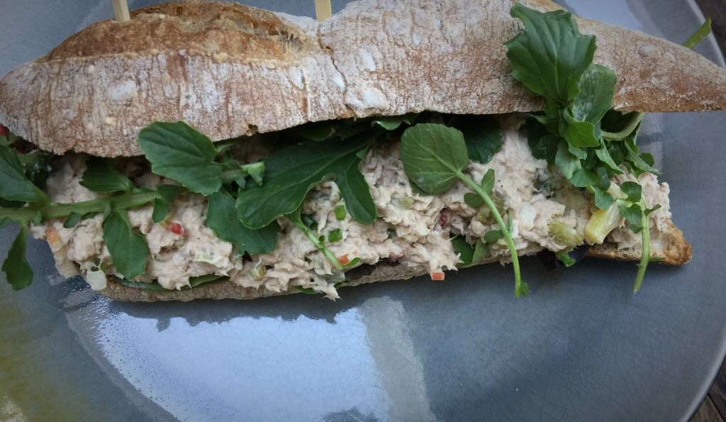 Verrassend gezonde tonijnsalade: voor op brood of op een toastje - Familie KL-55