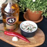 BBQ TIP: kip gemarineerd in Licor 43 met spek