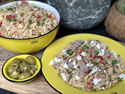 Mediterraanse Orzo salade met tonijn en feta