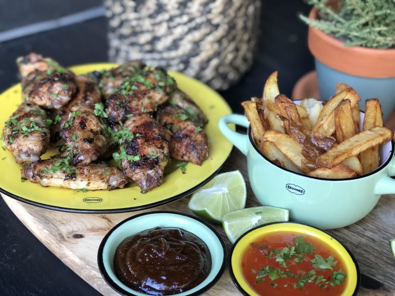 BBQ: kippenvleugels met chimichurri BBQ: kippenvleugels met chimichurri