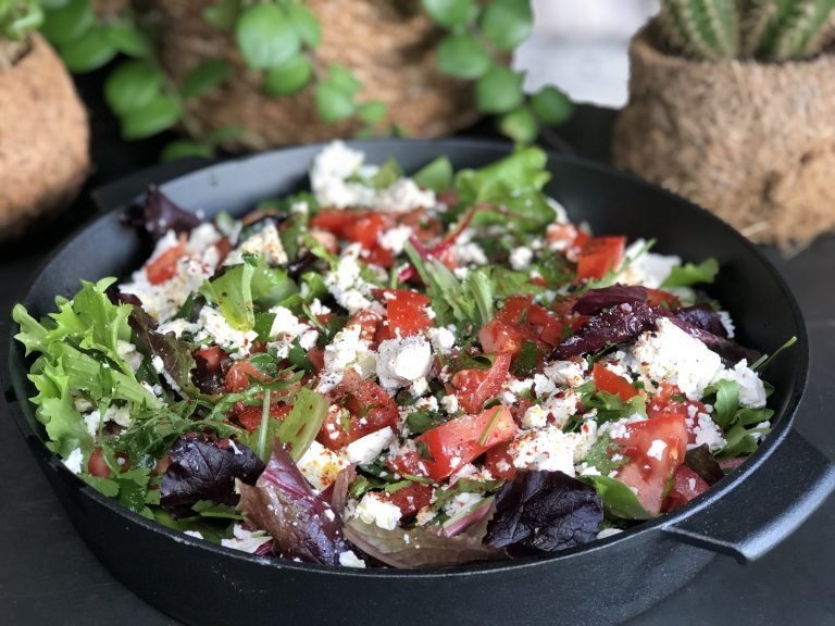 salade met tomaat en fetakaas salade met tomaat en fetakaas