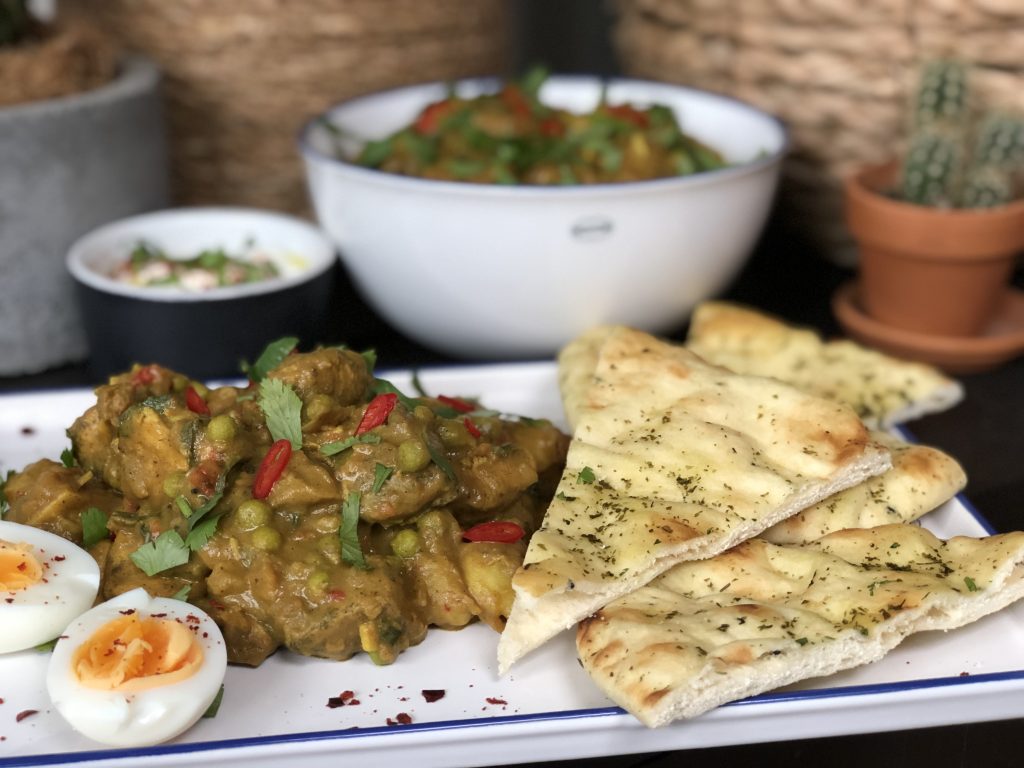 recept Indiase curry met kip, aardappel en groenten maken