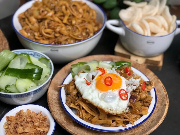 bami met spitskool en gehakt