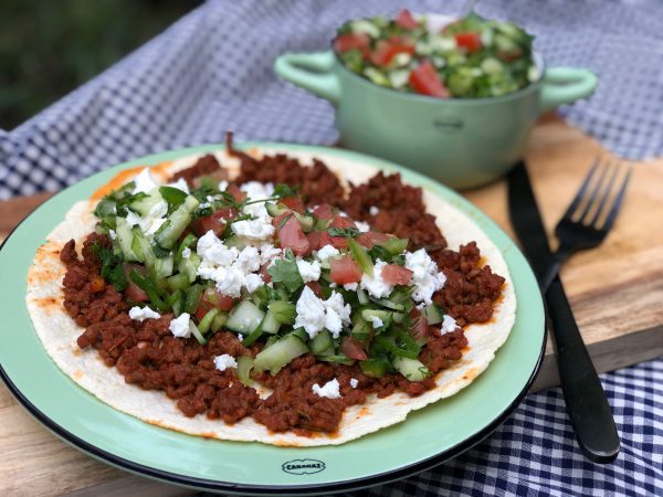 gezonde-turkse-pizza-2 gezonde Turkse pizza met gehakt en fetakaas