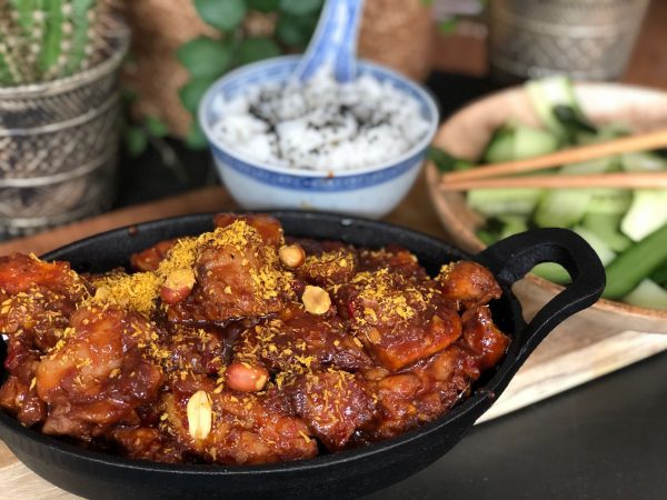 pittige Indische kip met seroendeng 1