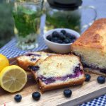 cake met blauwe bessen en citroen