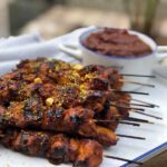 kipsaté in ketjap marinade met pittige pindasaus