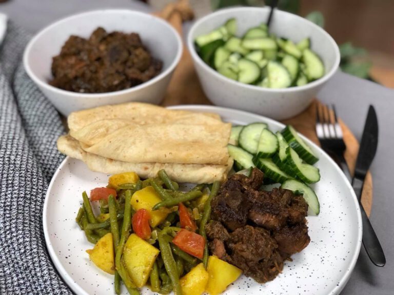 Surinaamse lam masala op de BBQ klaargemaakt Surinaamse lam masala stoof