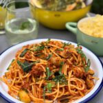 spaghetti met tonijn in tomatensaus