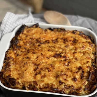 prei ovenschotel met gehakt en bechamelsaus