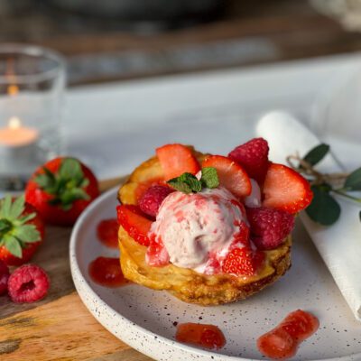 aardbeien-frambozen ijs in bladerdeegbakjes aardbeien frambozen ijs maken zonder ijsmachine