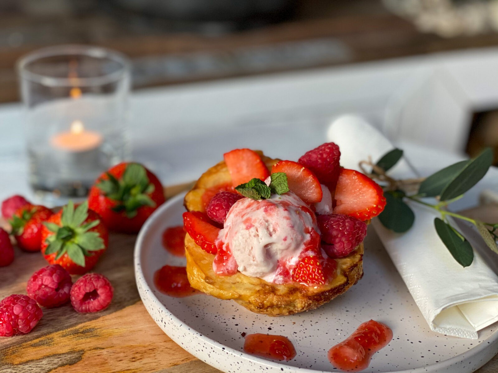 levenslang Leesbaarheid Proberen aardbeien-frambozen ijs in bladerdeegbakjes - Familie over de kook