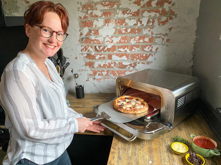 Zelf thuis pizza's bakken met de Pizzaiolo pizzaoven zelf thuis pizza bakken in de pizzaiolo van Sage Appliances