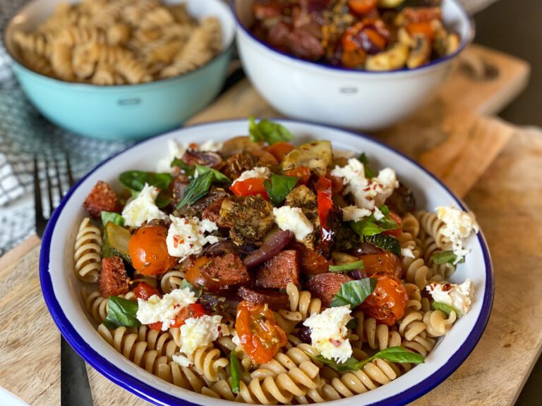 pasta met geroosterde groenten en chorizo pasta met geroosterde groenten en chorizo