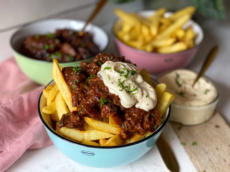 Patatje stoofvlees: smullen met een beetje pit patatje stoofvlees
